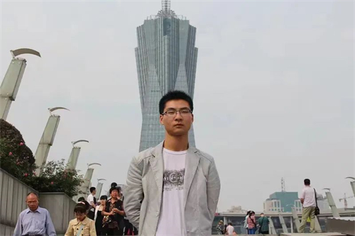 1.jpg